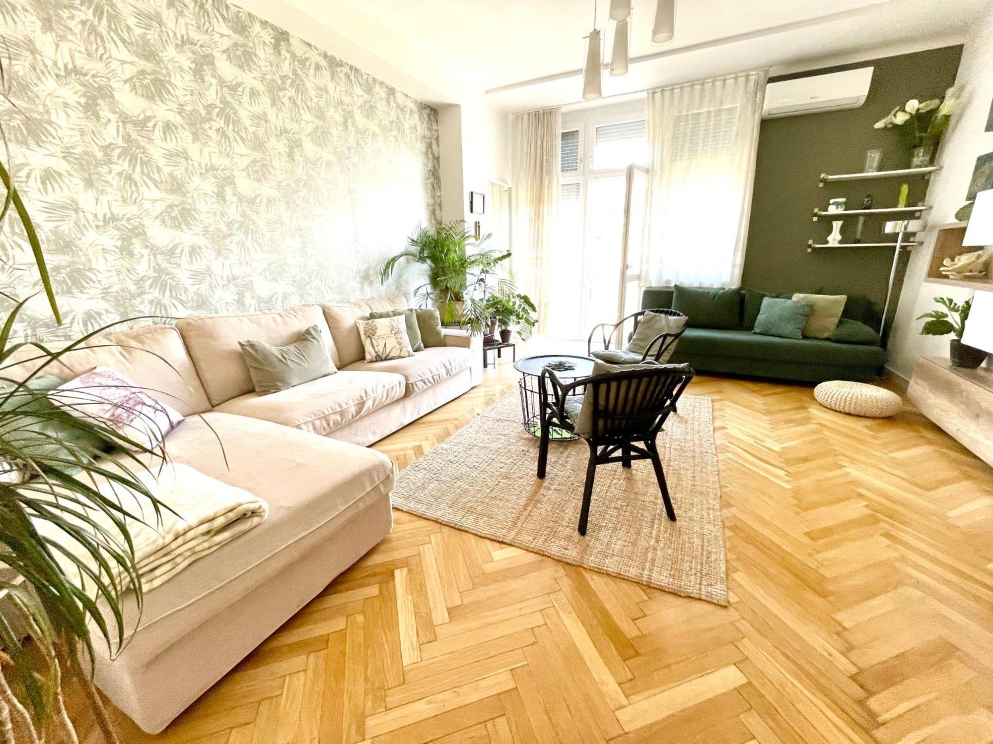 Mint Pearl 3 2 Bathrooms At Kalvin Square Apartman